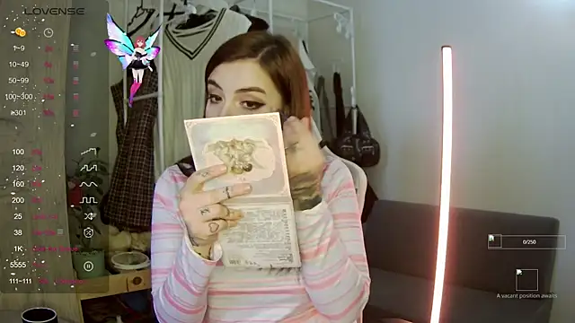 Rin andersonn online show from October 4, 7:47 am