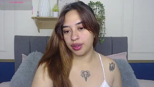 Snapshot of Cataleya_Kudo chatting on October 13, 1:36 pm Cataleya Kudo online show from October 13, 1:36 pm