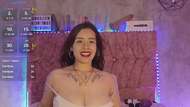 Mia lopez 1 online show from June 4, 1:22 am