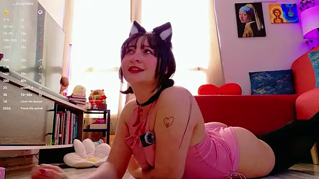 tiramesusuu online show from June 12, 8:17 pm