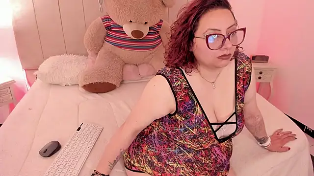 sam von tess online show from October 24, 4:08 am