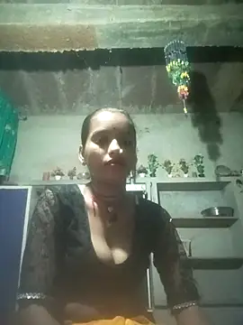 Snapshot of Cuty_kanchna chatting on October 9, 4:11 pm Cuty kanchna online show from October 9, 4:11 pm