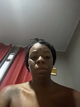 Priihmedeiros online show from May 28, 9:18 am