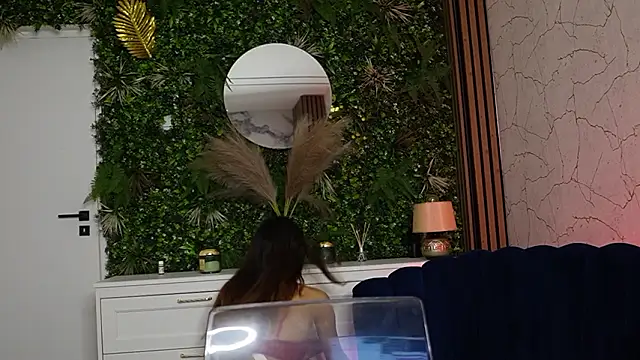 sisi von dee online show from March 4, 8:37 pm