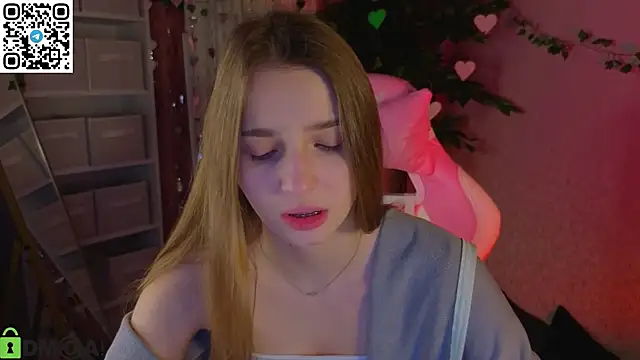 L1na Reeds online show from February 9, 1:08 am