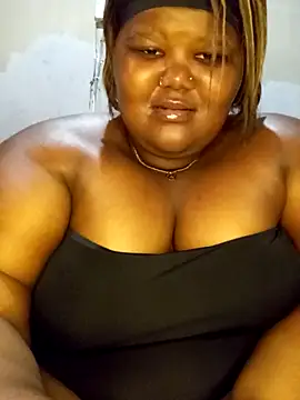 LadyBear2002 online show from October 21, 8:18 am