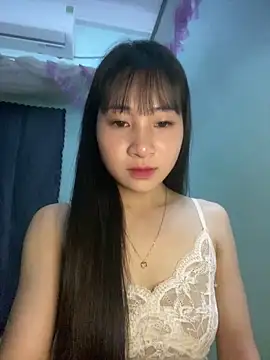 banlinh004 online show from May 6, 3:05 pm