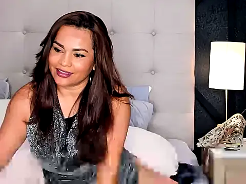 Snapshot of samantha-beckham chatting on October 11, 4:42 pm samantha-beckham online show from October 11, 4:42 pm
