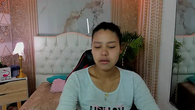 AriaVega online show from March 20, 1:05 pm