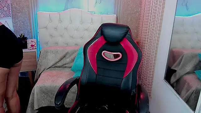 AriaVega online show from February 28, 1:43 pm