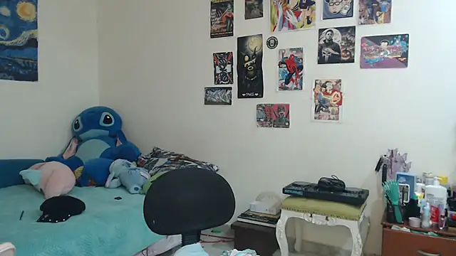 caramel doll   online show from March 1, 2:22 am