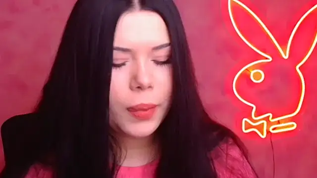 Mona Esty online show from December 4, 9:59 pm