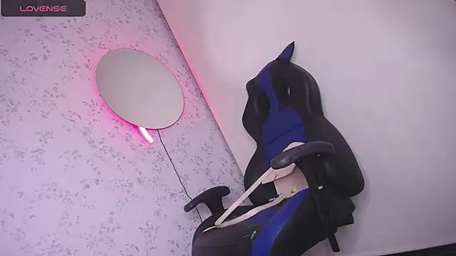 altair w online show from November 19, 9:26 pm