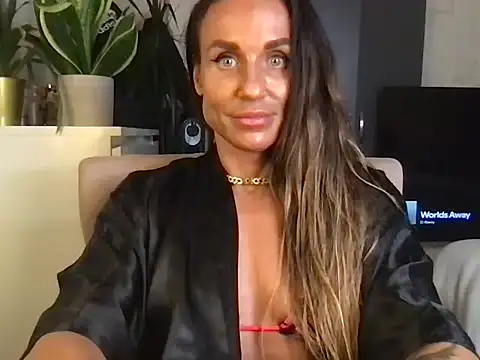 GluteQueenE online show from October 16, 8:44 pm