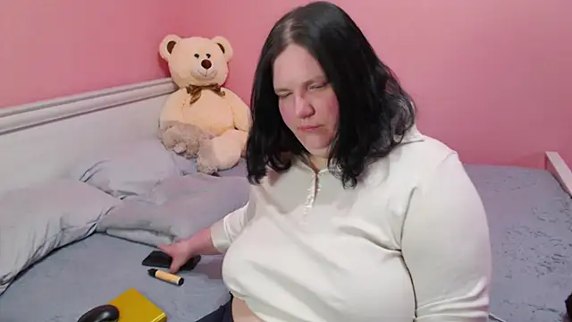  alexandra ray  online show from March 10, 11:03 am