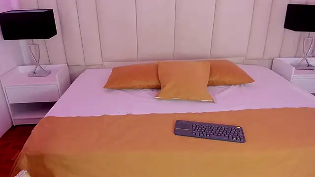 Alanha   online show from December 16, 3:12 am