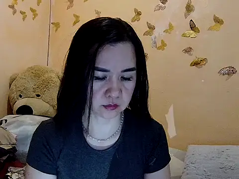 KissHott online show from January 14, 9:03 am