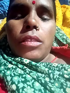 Snapshot of Janvi_tv chatting on October 25, 3:52 pm Janvi tv online show from October 25, 3:52 pm