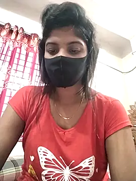 Queen-Any online show from November 9, 1:00 am