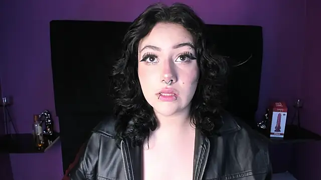 SabbathSinclair online show from December 1, 1:14 pm