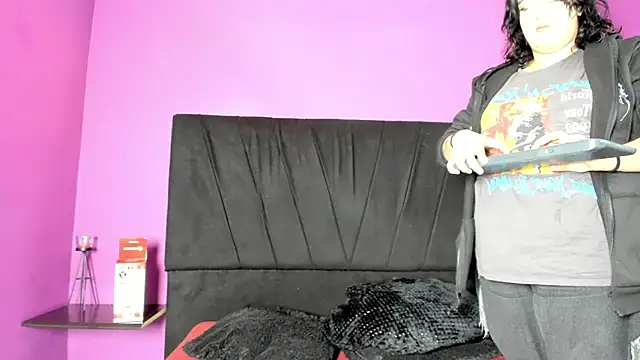 SabbathSinclair online show from December 16, 11:38 am