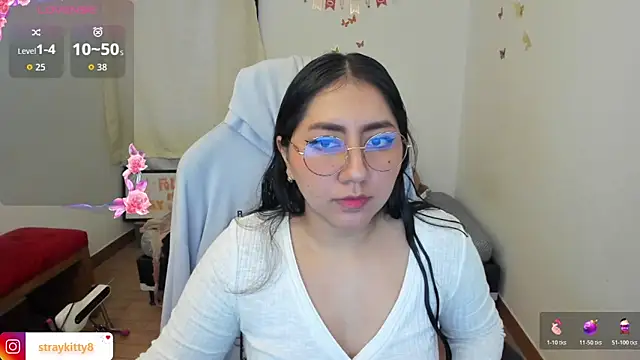 LoveLyy- online show from November 3, 5:17 pm