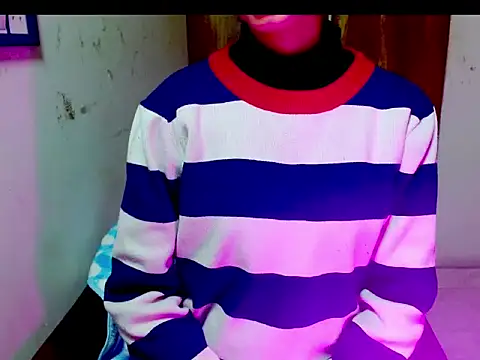 Roiseeee online show from February 2, 10:03 am