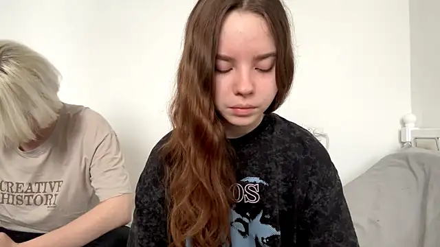 EhtelBiondi online show from February 12, 8:27 am