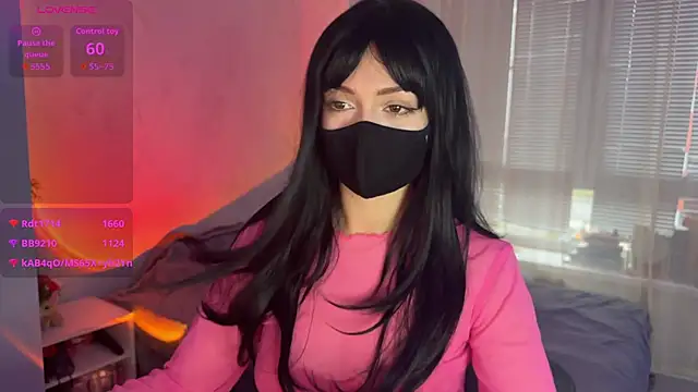  Cats eyes  online show from October 18, 1:58 pm