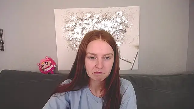 Snapshot of Evarey_ chatting on October 9, 11:36 am Evarey online show from October 9, 11:36 am