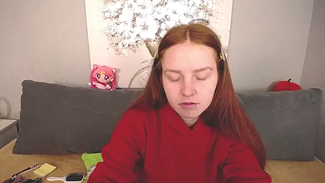 Snapshot of Evarey_ chatting on October 22, 5:01 am Evarey online show from October 22, 5:01 am