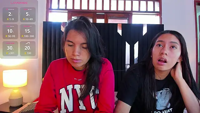 Sofy and Mia online show from November 11, 12:13 pm