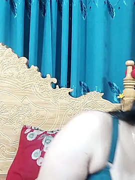 Beauty Queen Soniya online show from March 11, 5:15 pm