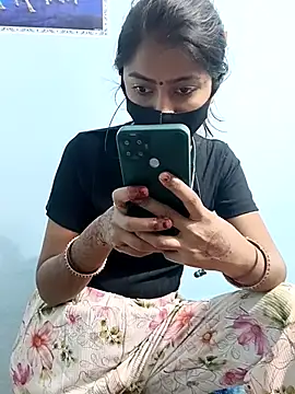 Payal G online show from December 3, 4:42 pm