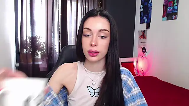ariel is on vacation online show from October 21, 9:13 am
