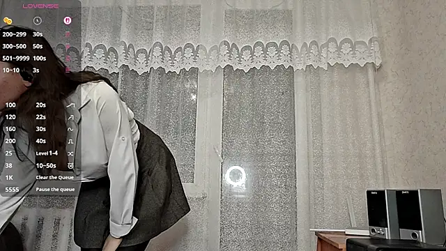 MiaLovelyOne online show from February 9, 5:37 pm