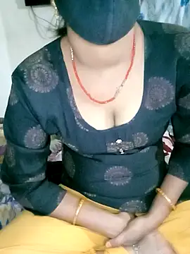 Sexy Riya Bhabhi online show from October 23, 12:05 am