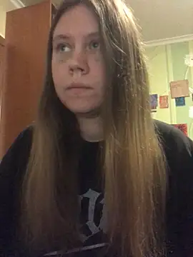 LunaVirelle online show from March 21, 4:34 pm