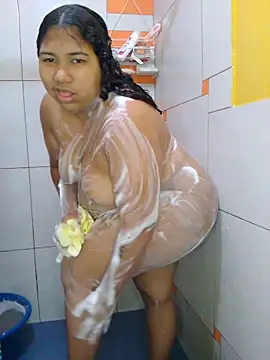 AprilBelmore online show from February 4, 6:55 pm