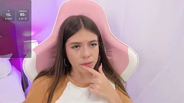 Juana miel online show from April 11, 7:50 pm