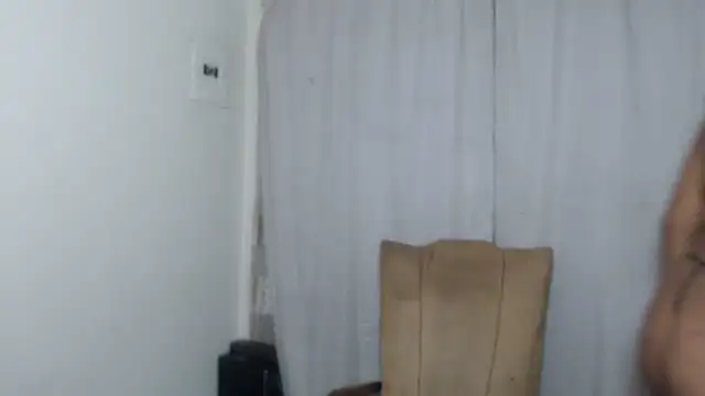 ZuriVixen online show from November 23, 1:30 am