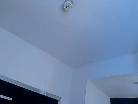 DANITENDER555 online show from April 12, 8:17 am