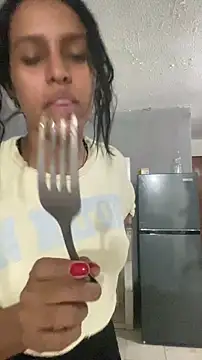 thepicis online show from November 17, 11:38 pm