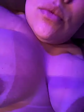 Fernandinhacarioca021rj online show from April 16, 12:33 am