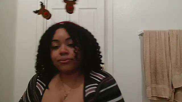 KalaniRose online show from November 27, 6:38 am