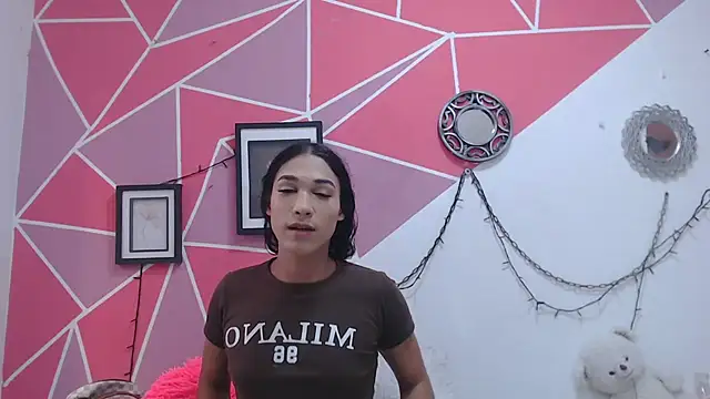 Tifany Adams online show from November 22, 9:06 pm