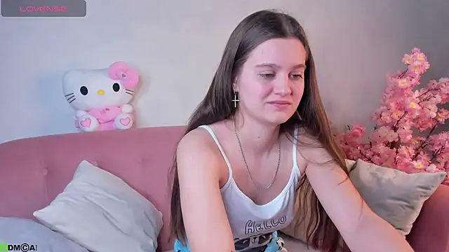 Renesmy Black online show from December 2, 12:45 am