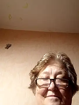 Snapshot of Katherine735 chatting on October 22, 6:35 pm Katherine735 online show from October 22, 6:35 pm
