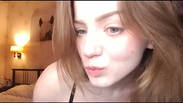 Olivia Mensy online show from October 23, 8:59 pm