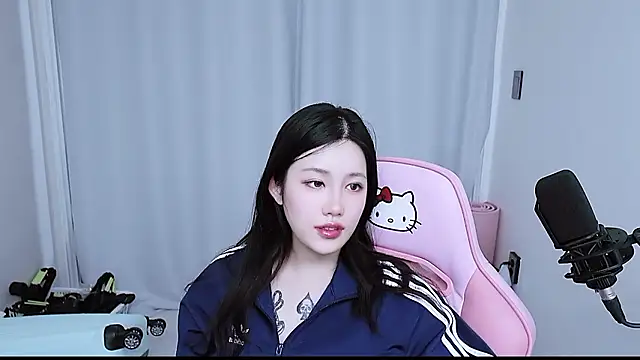 MISA 02 online show from January 6, 1:26 pm